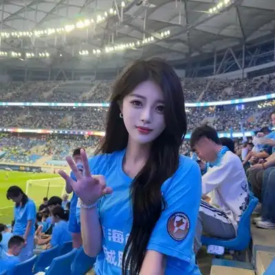 潘铭